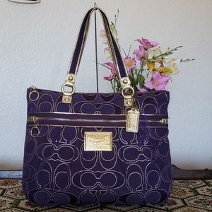 coach poppy signature metalic Tote!